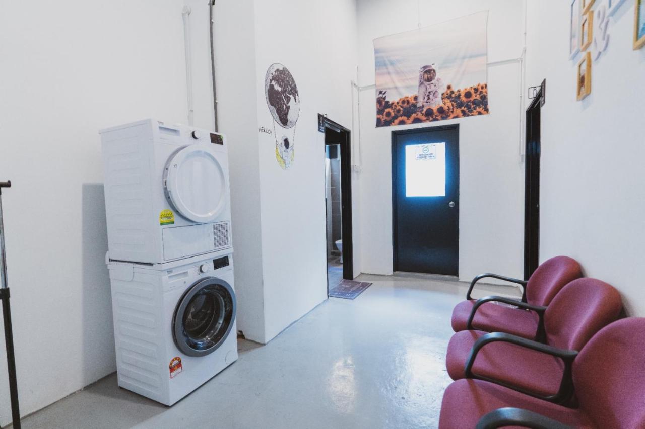 Hashtag.Capsule.Hostel Johor Bahru Ngoại thất bức ảnh